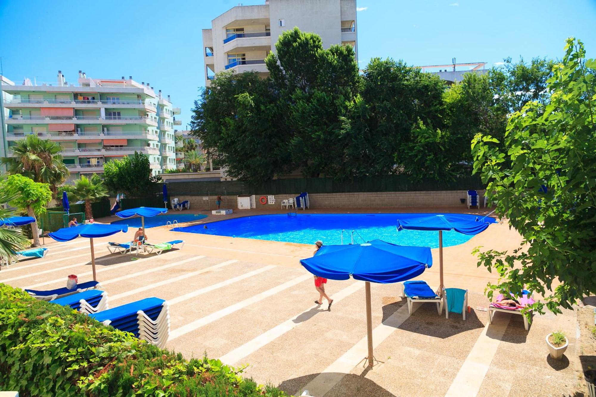 Uhc Alboran Apartments Salou Exterior photo